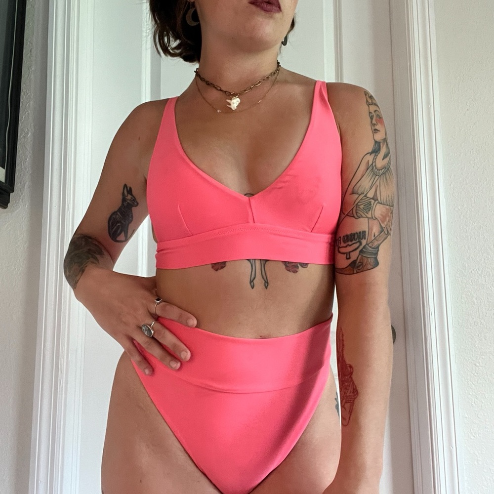 Aerie Women’s Swim